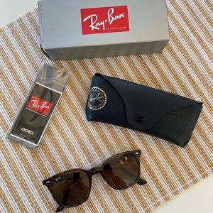 Ray Ban 4258 50mm
